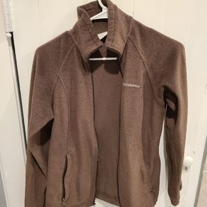 Small brown Columbia